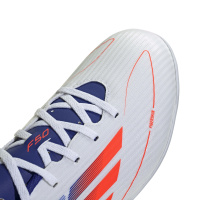 Adidas F50 CLUB IN FTWWHT/SOLRED/LUCBLU